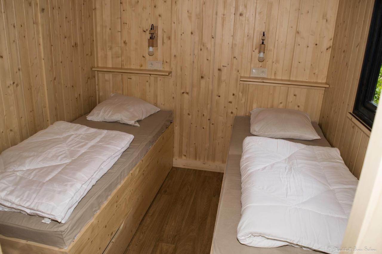 Camping Le Mouliat Otel Moncrabeau Dış mekan fotoğraf