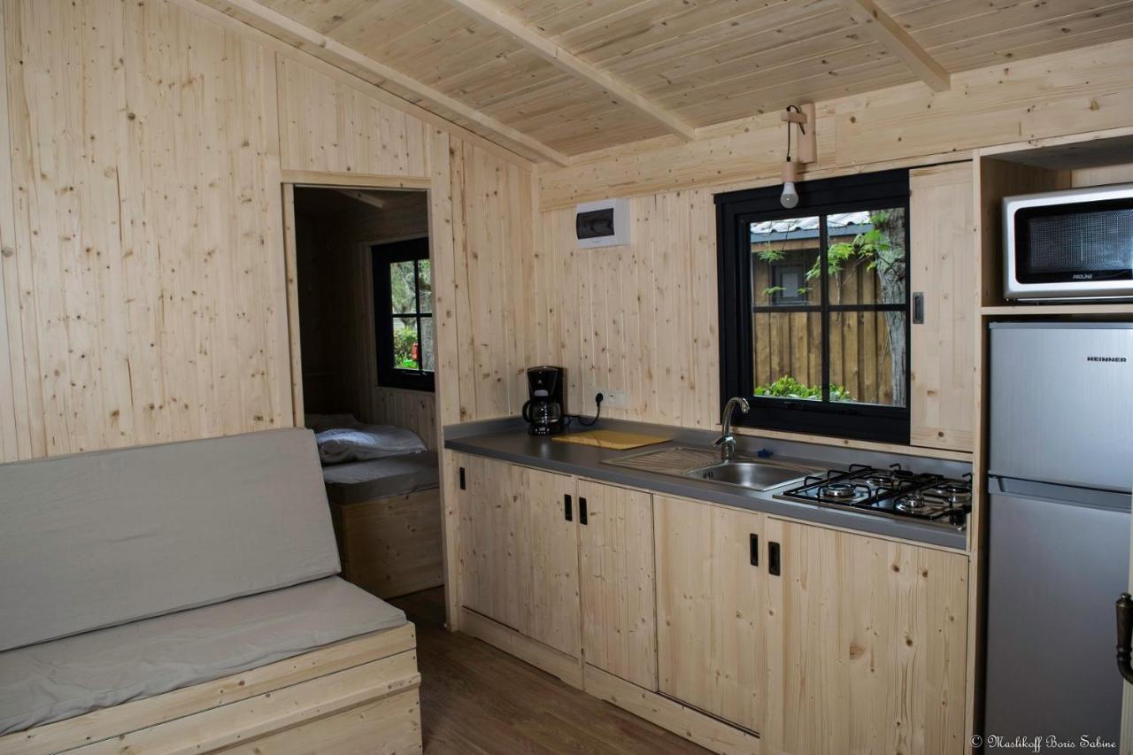 Camping Le Mouliat Otel Moncrabeau Dış mekan fotoğraf