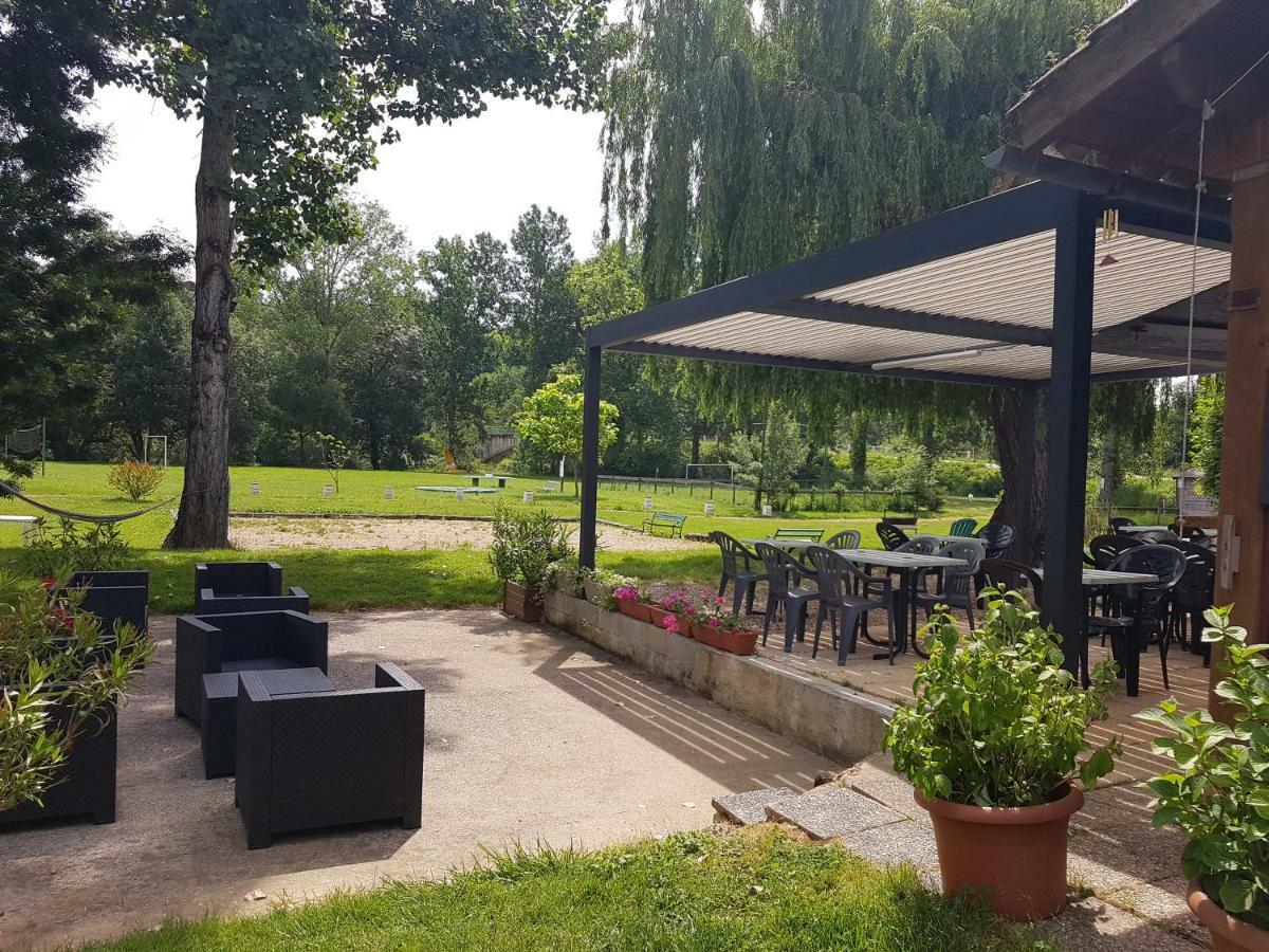 Camping Le Mouliat Otel Moncrabeau Dış mekan fotoğraf